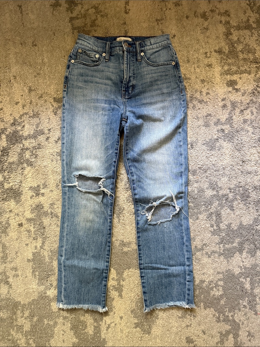 Madewell The Perfect Vintage Medium Blue Straight-Leg Ripped Jeans